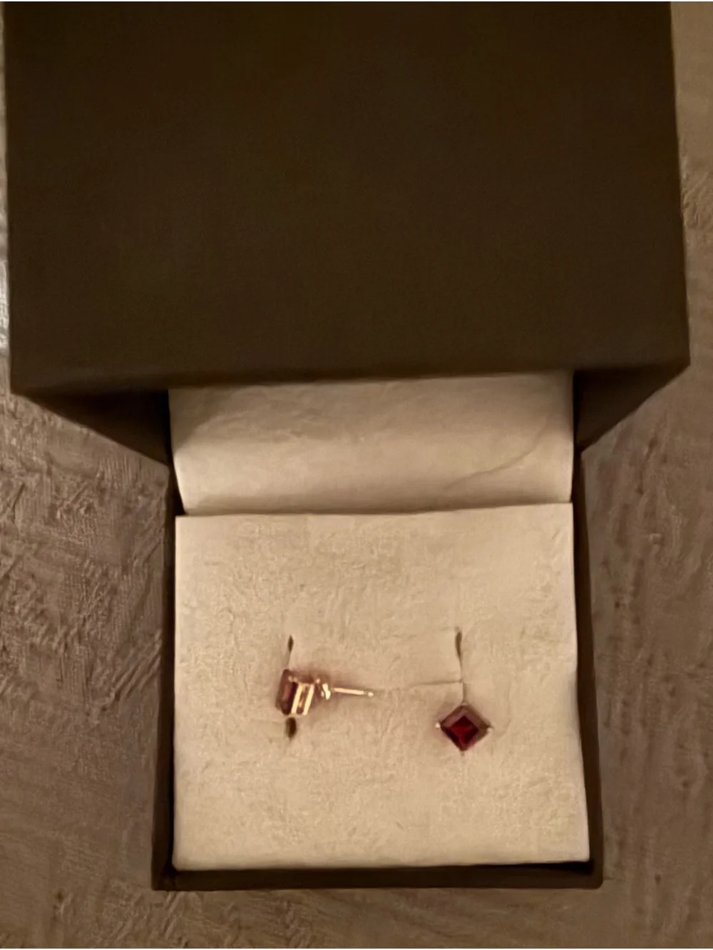 14KT gold post Garnet Stud Square Earrings - Classic Sparkle - Picture 2 of 2